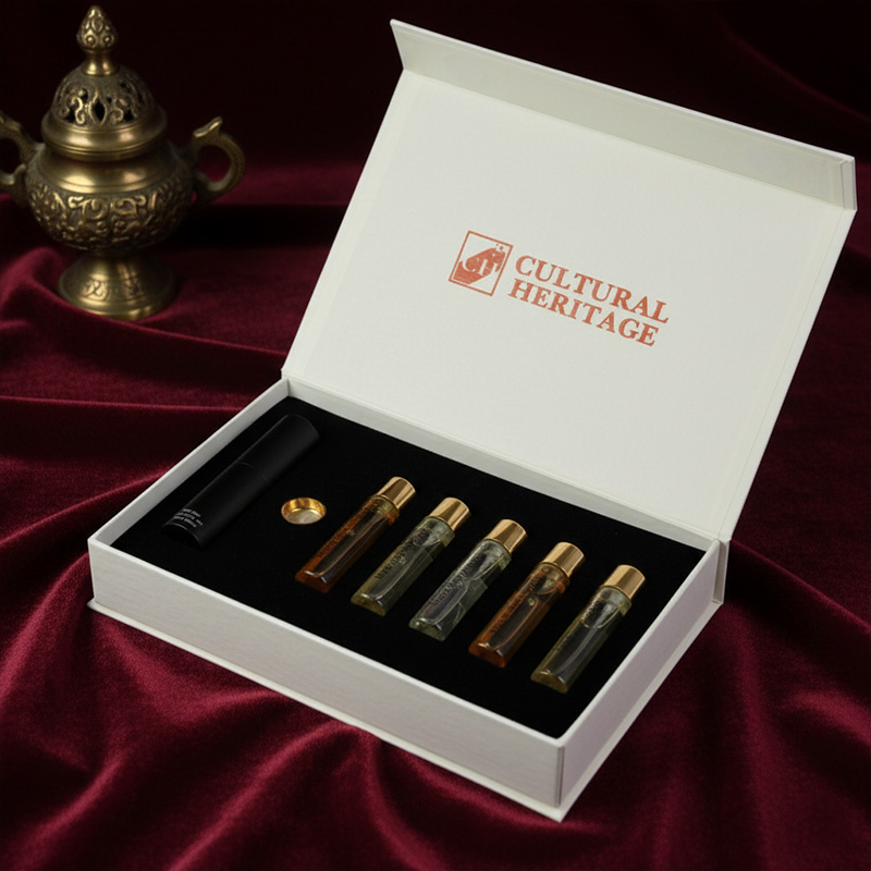 Oud Perfume Notes | Sensory Discovery Set | Rose Saffron Leather Fragrances